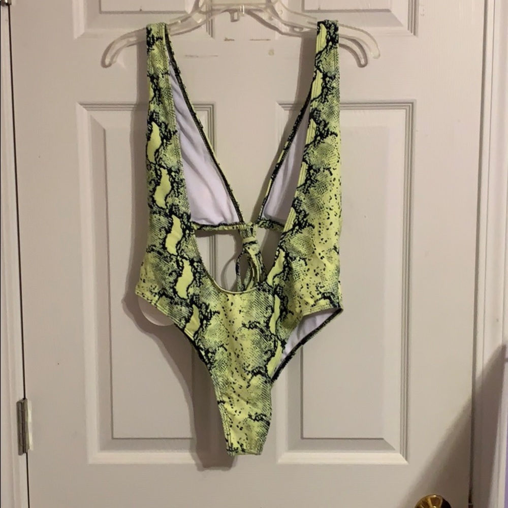 Super Sexy Neon Green Snakeskin Swimsuit - Picture 3 of 6